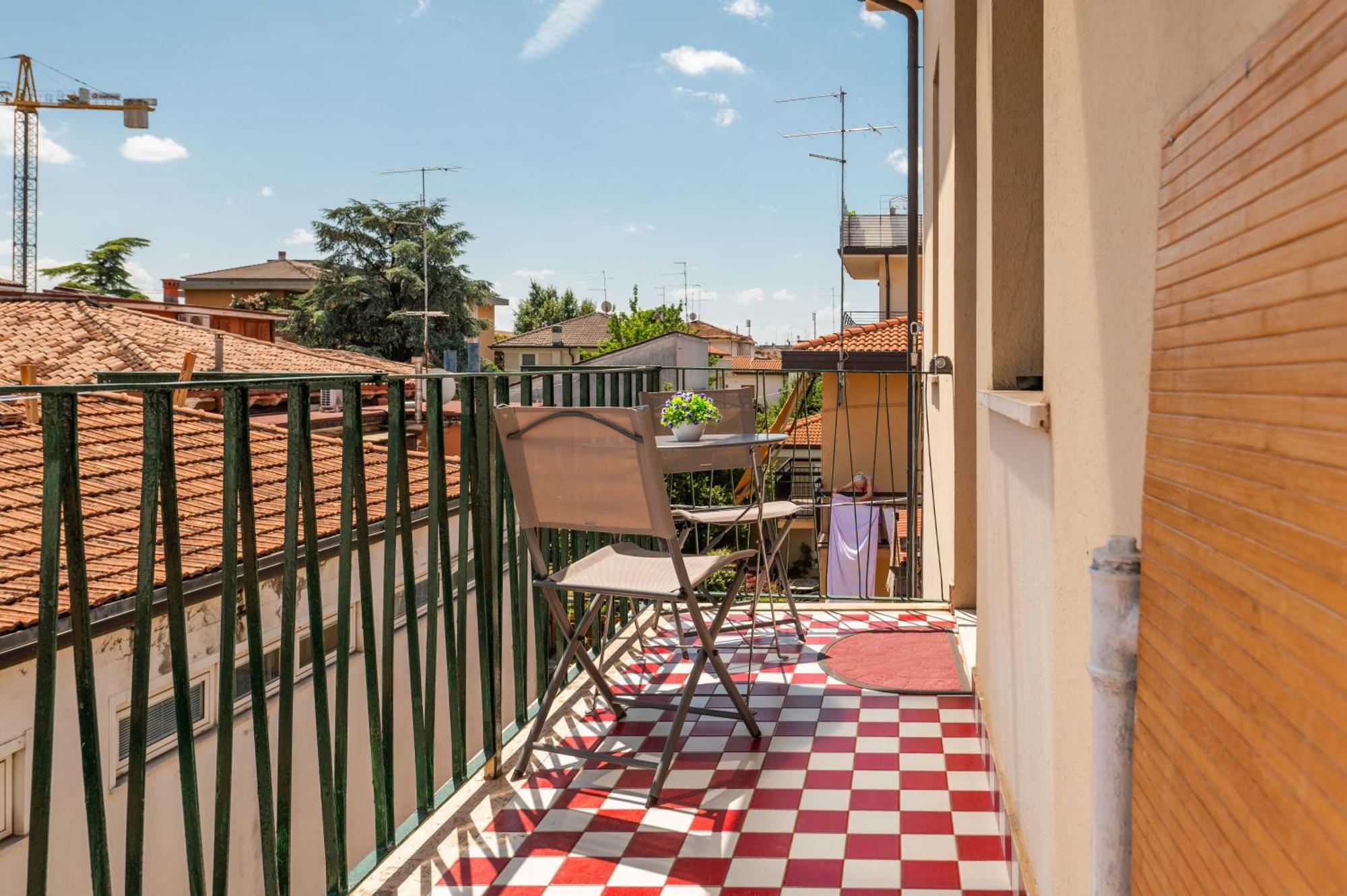 Appartamento Attico Vintage 10Min Da Arena Verona Exterior foto
